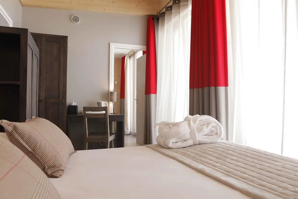 L'Aiguille Grive Chalets Hotel Les Arcs