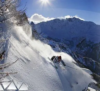 里艾奎勒格瑞维木屋酒店 Les Arcs  酒店