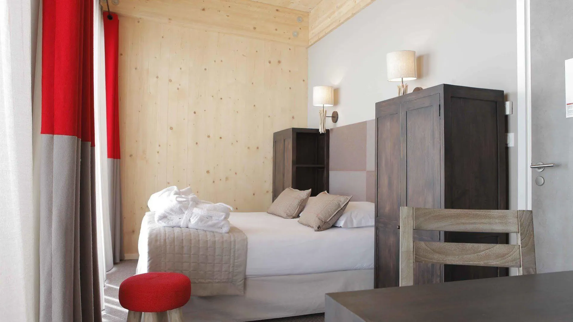L'Aiguille Grive Chalets Hotel Les Arcs